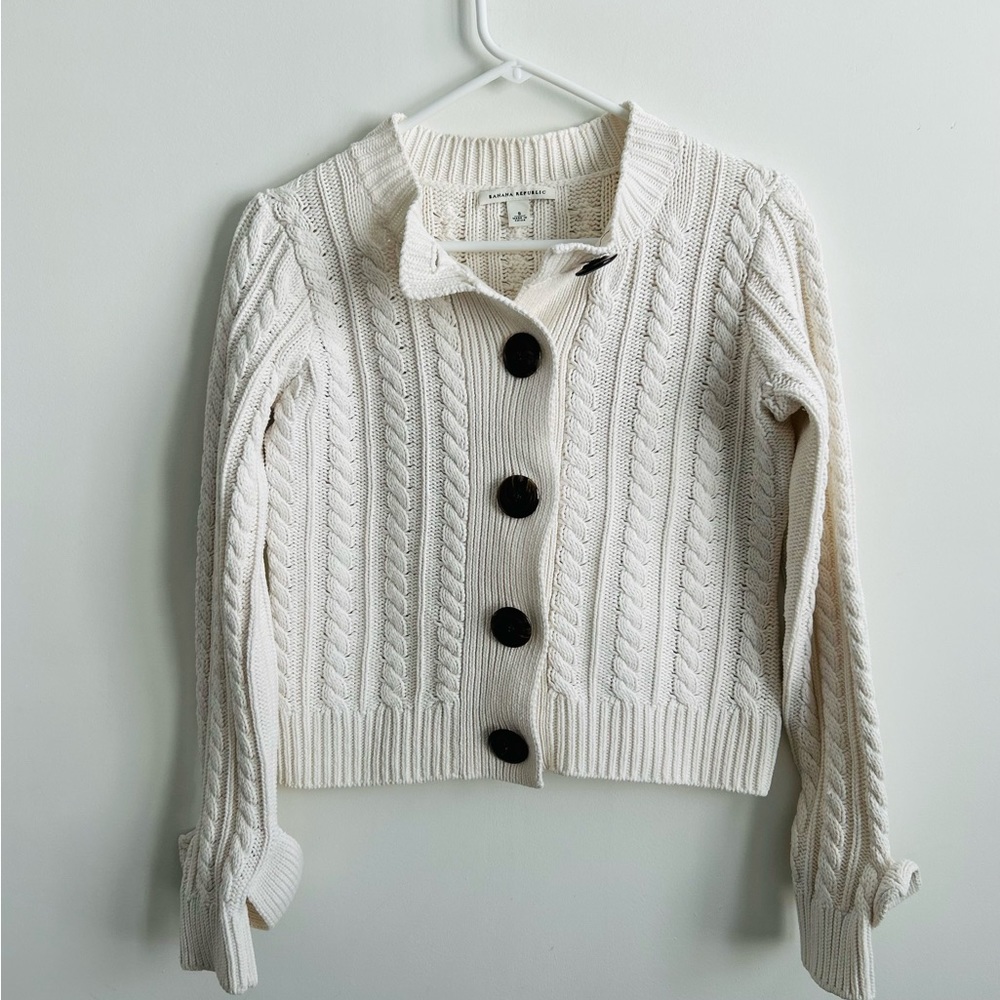 Banana Republic Cream Cable Knit Sweater, Size S